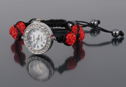 Разыгрывается: Кварцевые часы-браслет со стразами от магазина стильных наручных часов «KAIROS»